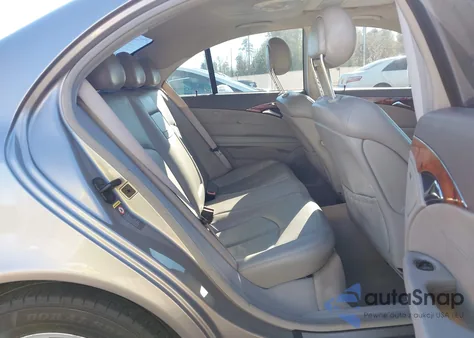 2004 Mercedes-Benz E 320 z USA, uszkodzony, nr VIN WDBUF65J94A403316